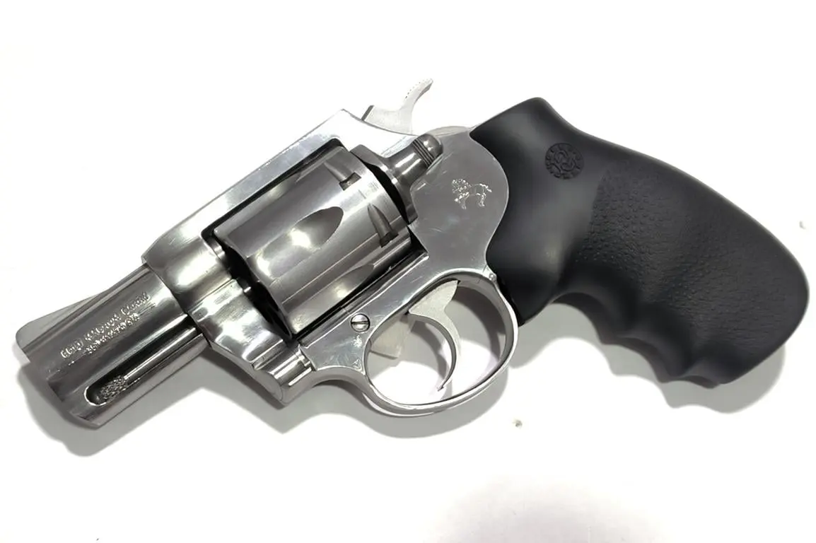 COLT Magnum Carry